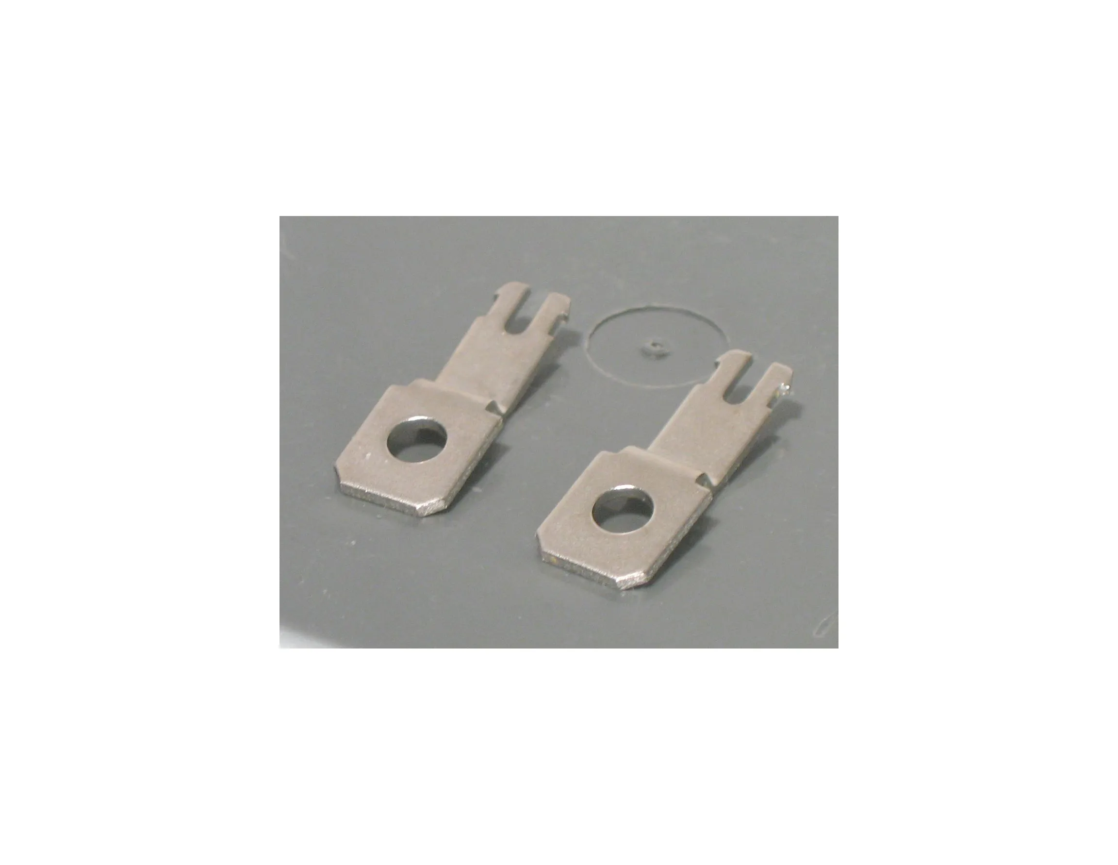 Anschlussöse PLMPE 004648026